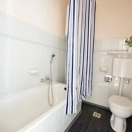 Budget By Hi5 - Uelloi 36 Apartamento Budapeste